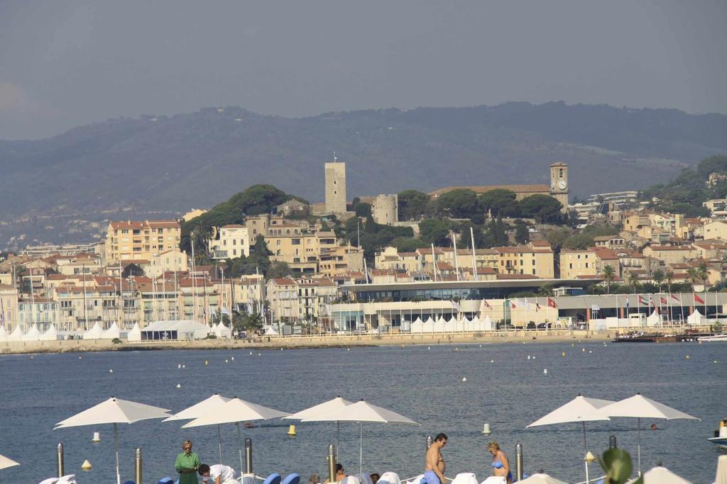 Croisette 81 Hotell Cannes Exteriör bild